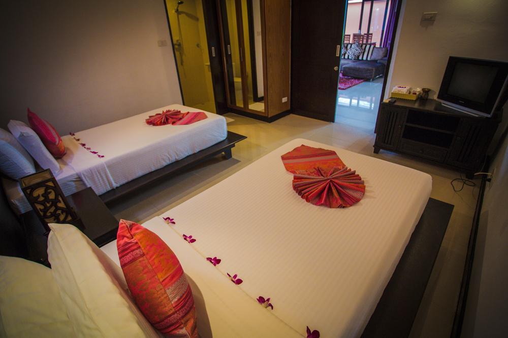 The Iris Pool Villa Rawai Quarto foto